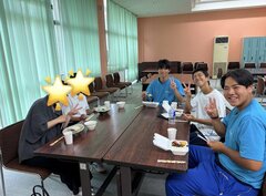 8EF1BAC9-F08F-4B1A-A502-E40D625E7EFA.jpg