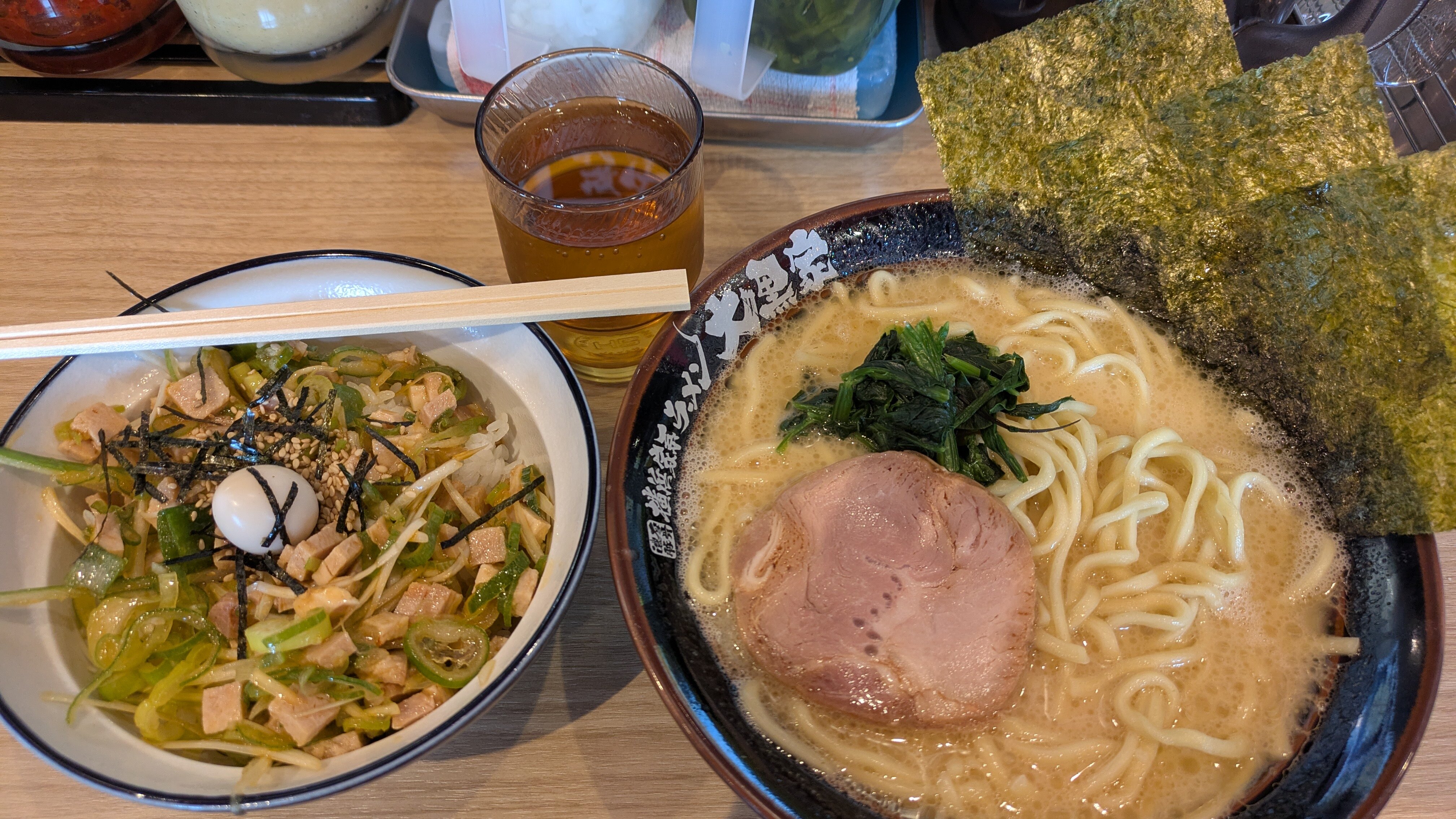 ②日目　ラーメンネギチャーシュー丼.jpg