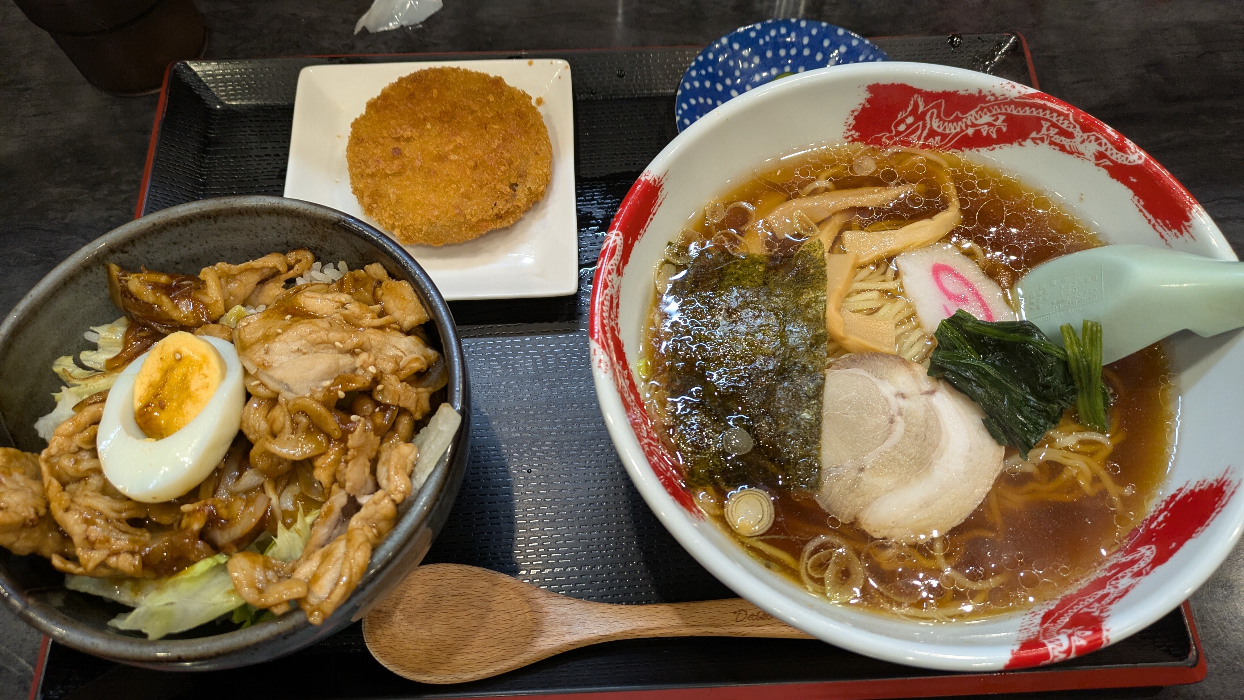 ラーメン焼肉丼セット.jpg